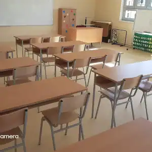 Školska klupa K2 sa policom – atest