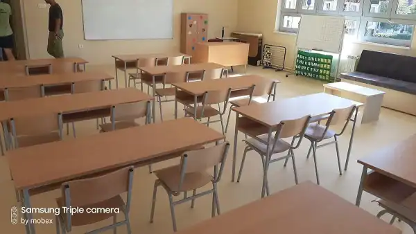 Školska klupa K2 sa policom – atest