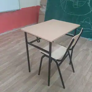 Školska klupa jednosed