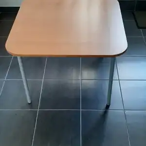 Sto za vrtić SV4 četvorosed