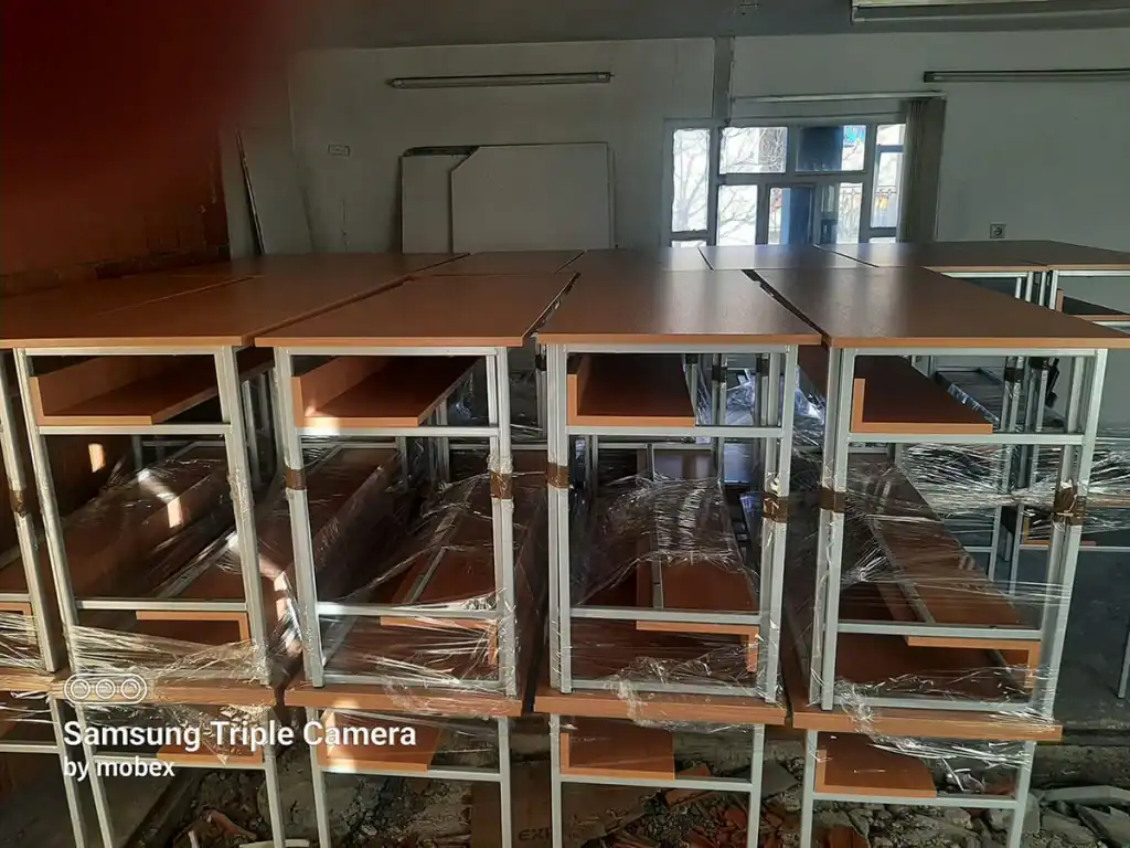školske klupe