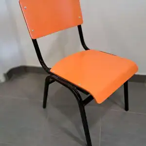 20230125_135411 Školska stolica