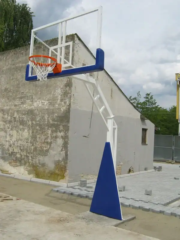 Dvorišna košarkaška konstrukcija DK2