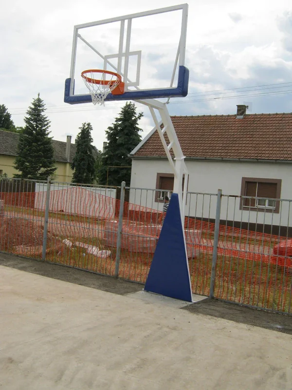 Dvorišna košarkaška konstrukcija DK2