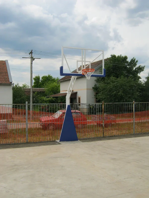 Dvorišna košarkaška konstrukcija DK2