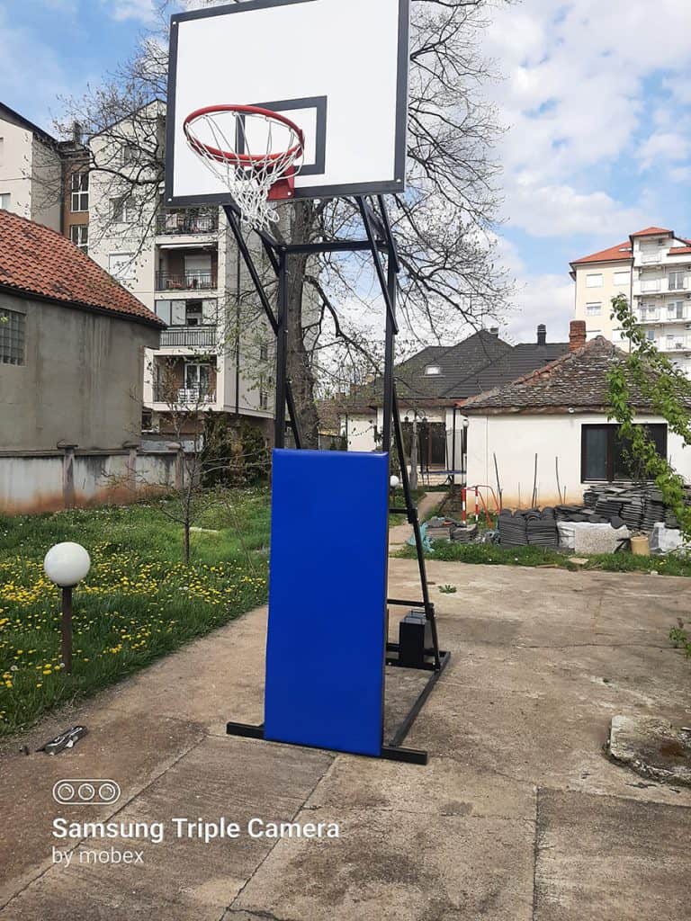 Mobilna košarkaška konstrukcija MK1 postavljena u Paraćinu.
