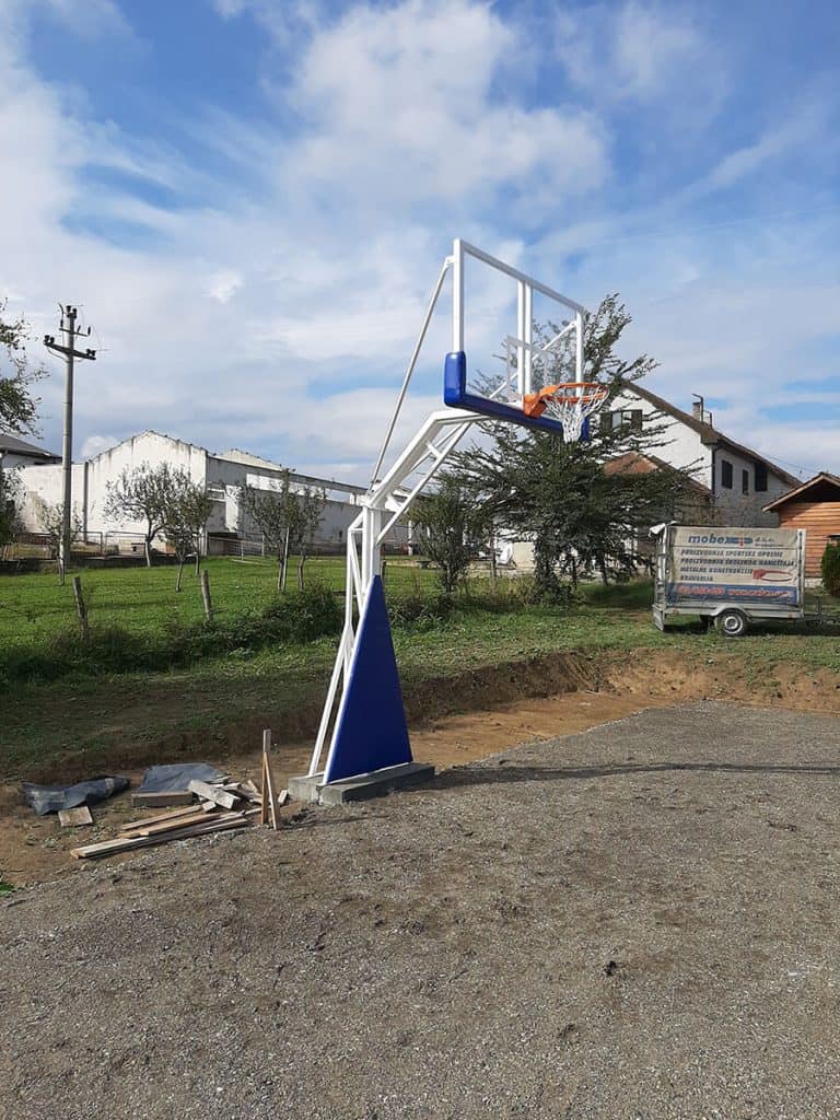 Košarkaška konstrukcija DK2 postavljena u Vrnjačkoj Banji.