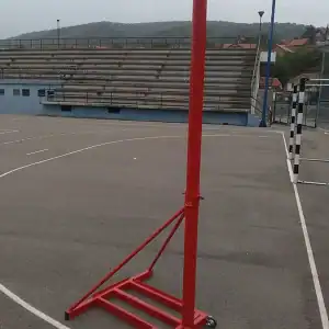 Mobilni stub za odbojku