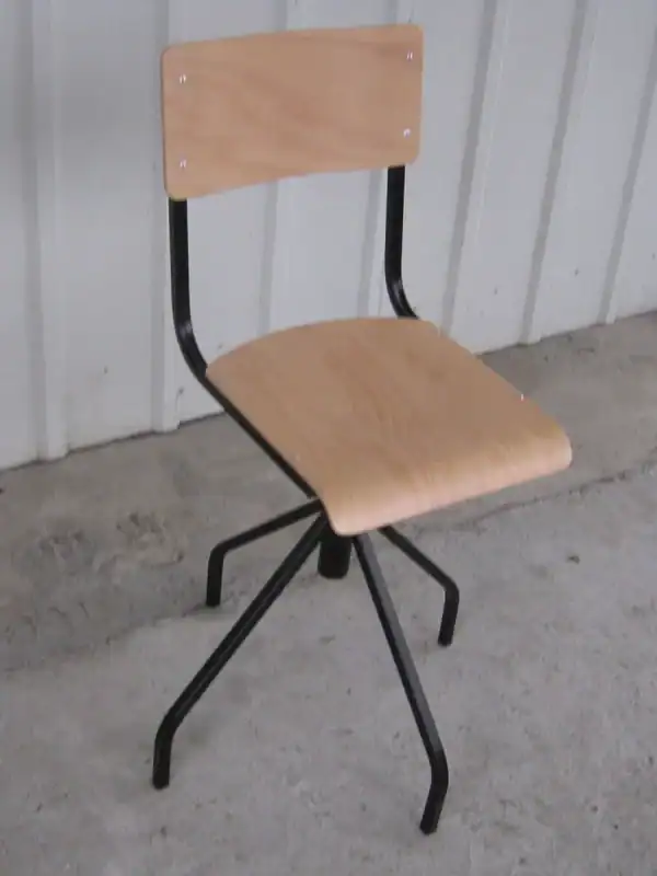 Radna stolica R1