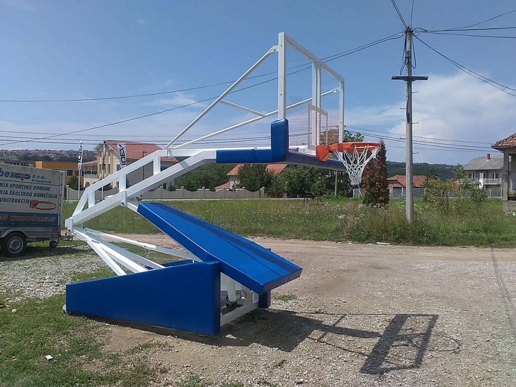 Postavljanje košarkaških konstrukcija PK1 Teklas Vladičin Han